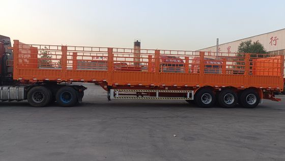 Максимальная полезная нагрузка 42,5 тонны Wosheng 3 оси Боковая стена Открытый забор скота грузовой грузовик полуприцеп