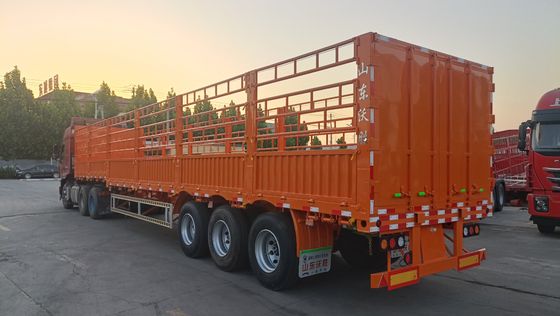 Максимальная полезная нагрузка 42,5 тонны Wosheng 3 оси Боковая стена Открытый забор скота грузовой грузовик полуприцеп