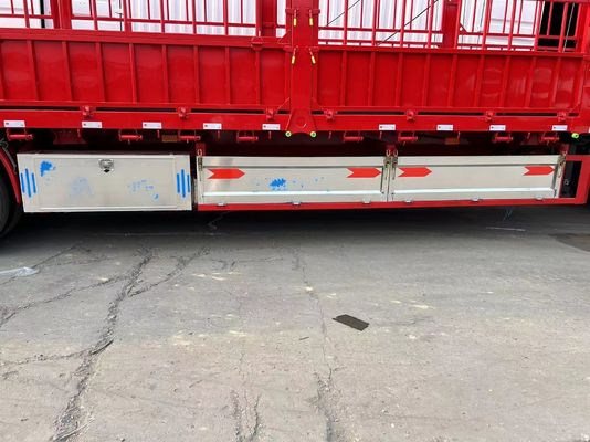 Прицеп грузовика для перевозки скота 3 оси 20-40 тонн высокий забор полуприцеп