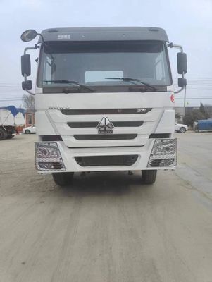 Высокая полезная нагрузка Sinotruk HOWO 6X4 Трактор грузовик голова левый руль для африканского рынка