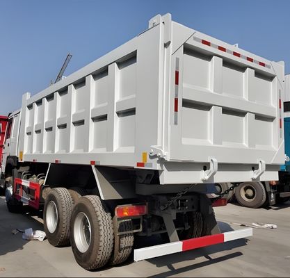 SINOTRUCK HOWO 4x2 6x4 8x4 Гидравлический цилиндровый откидывающий грузовик для 2 пассажиров