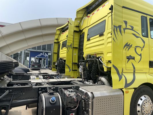 430hp Lhd Rhd Sinotruck Ситрак тракторы 4х2 подержанные тракторы для 3 пассажиров